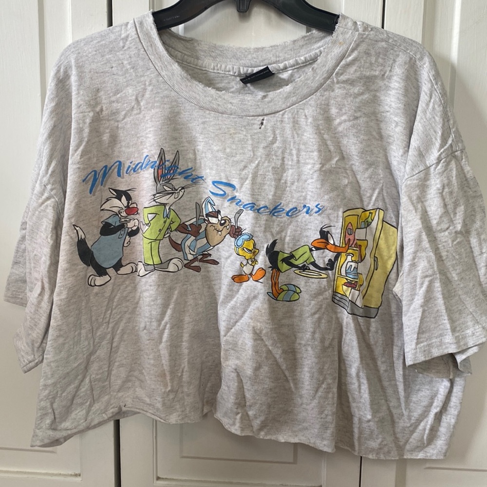 1997 cropped loony toons midnight snacks t-shirt